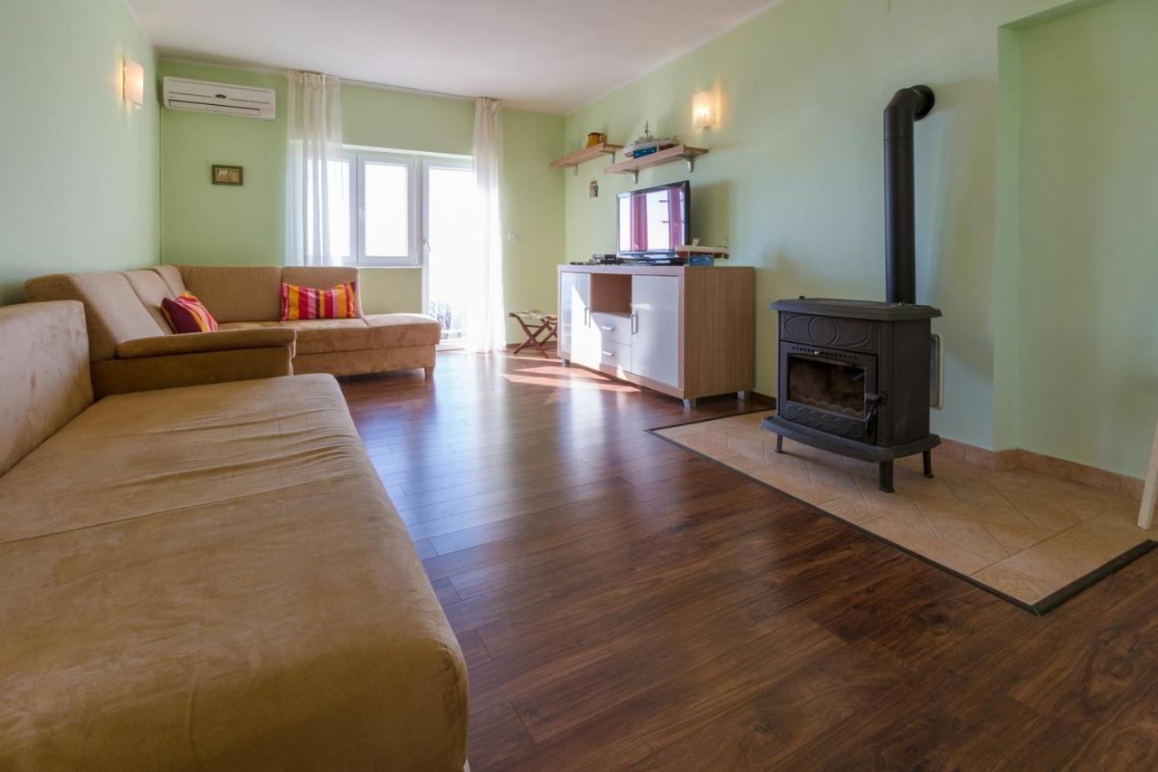 Apartments With A Parking Space Crikvenica - 13450 Extérieur photo